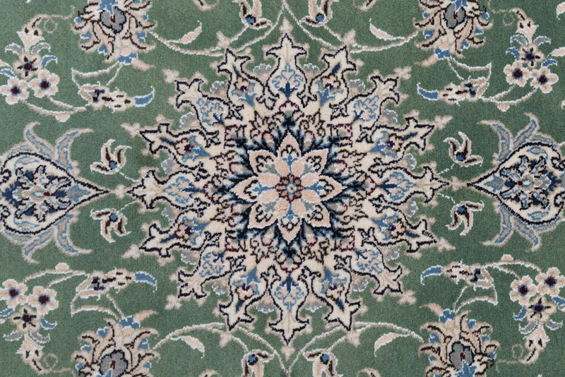 Perserteppich - Nain - 204 x 146 cm - grün