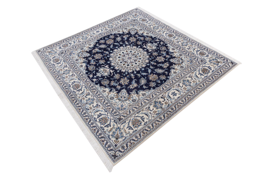 Nain Tapijt 196x192cm - Perzisch tapijt