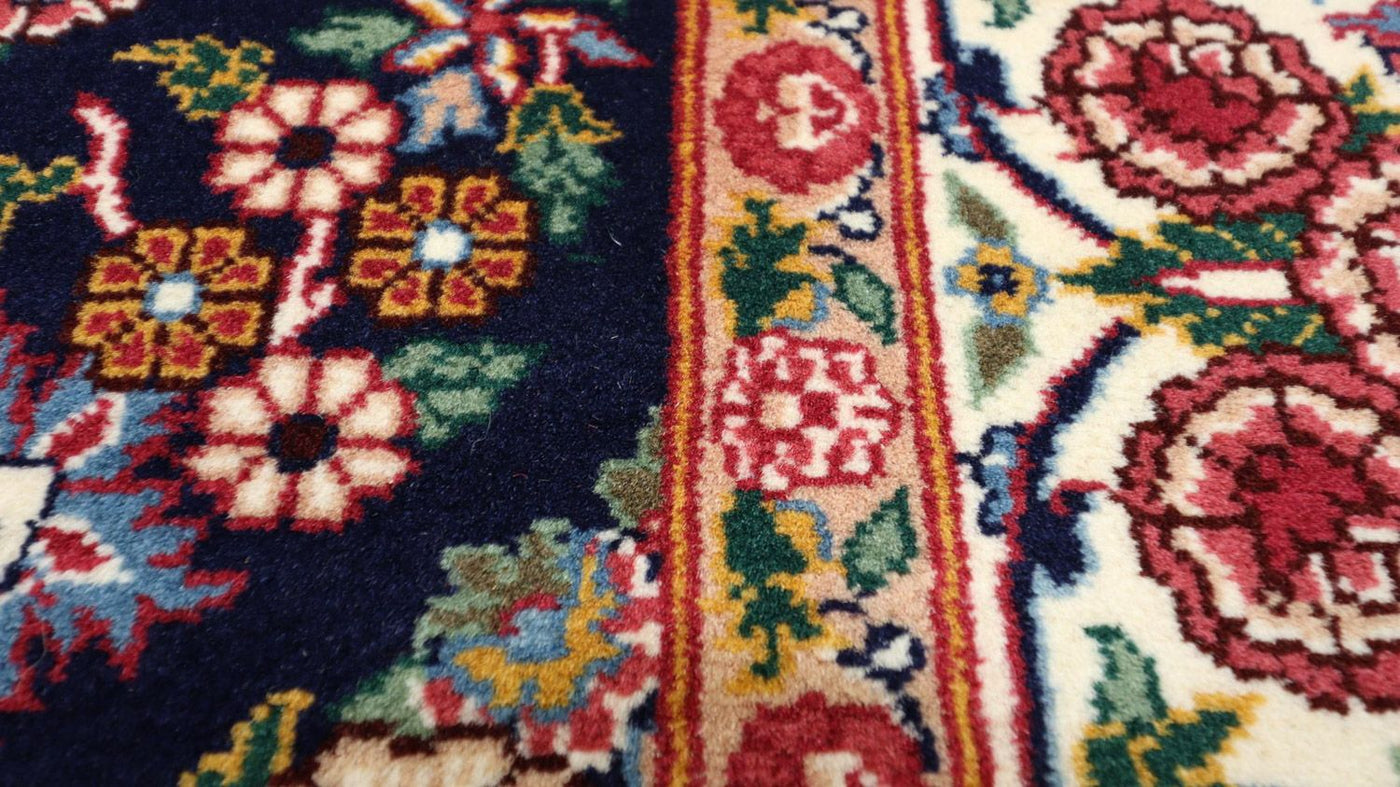 Perzisch tapijt 215x123cm