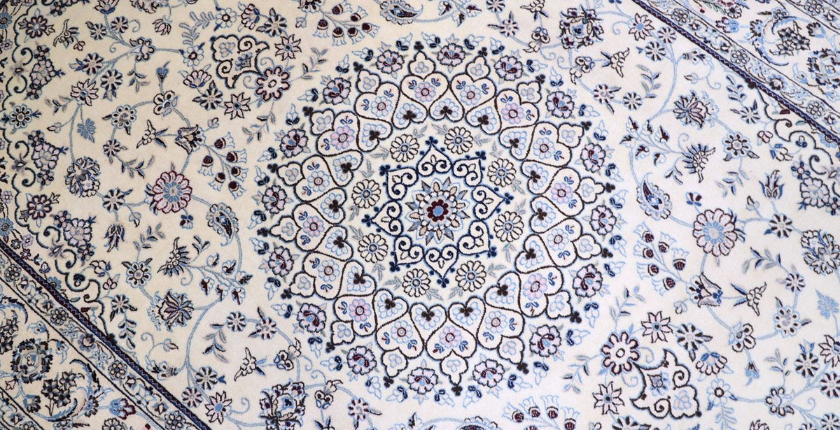 Perzisch tapijt - Nain - 307 x 200 cm - beige