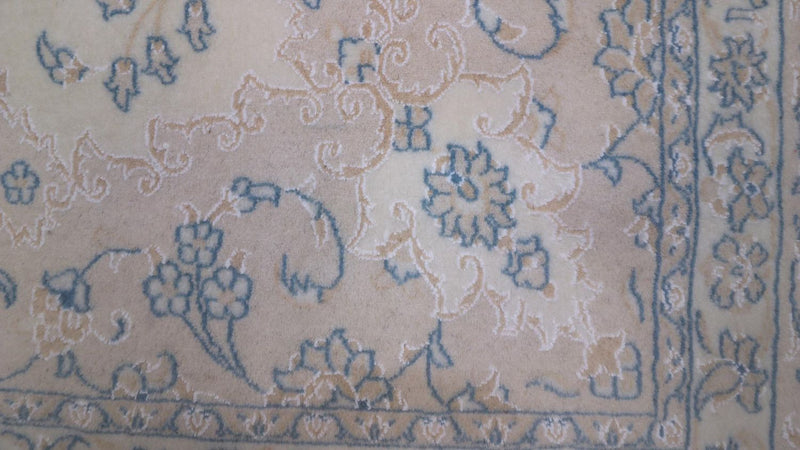 Perzisch tapijt - Nain - 332 x 206 cm - lichtbruin