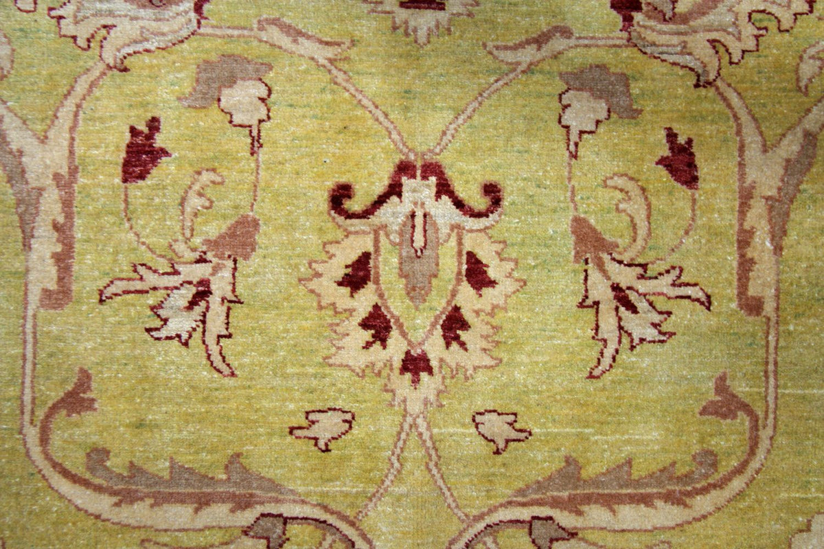 Ziegler tapijt - 298 x 205 cm - geel