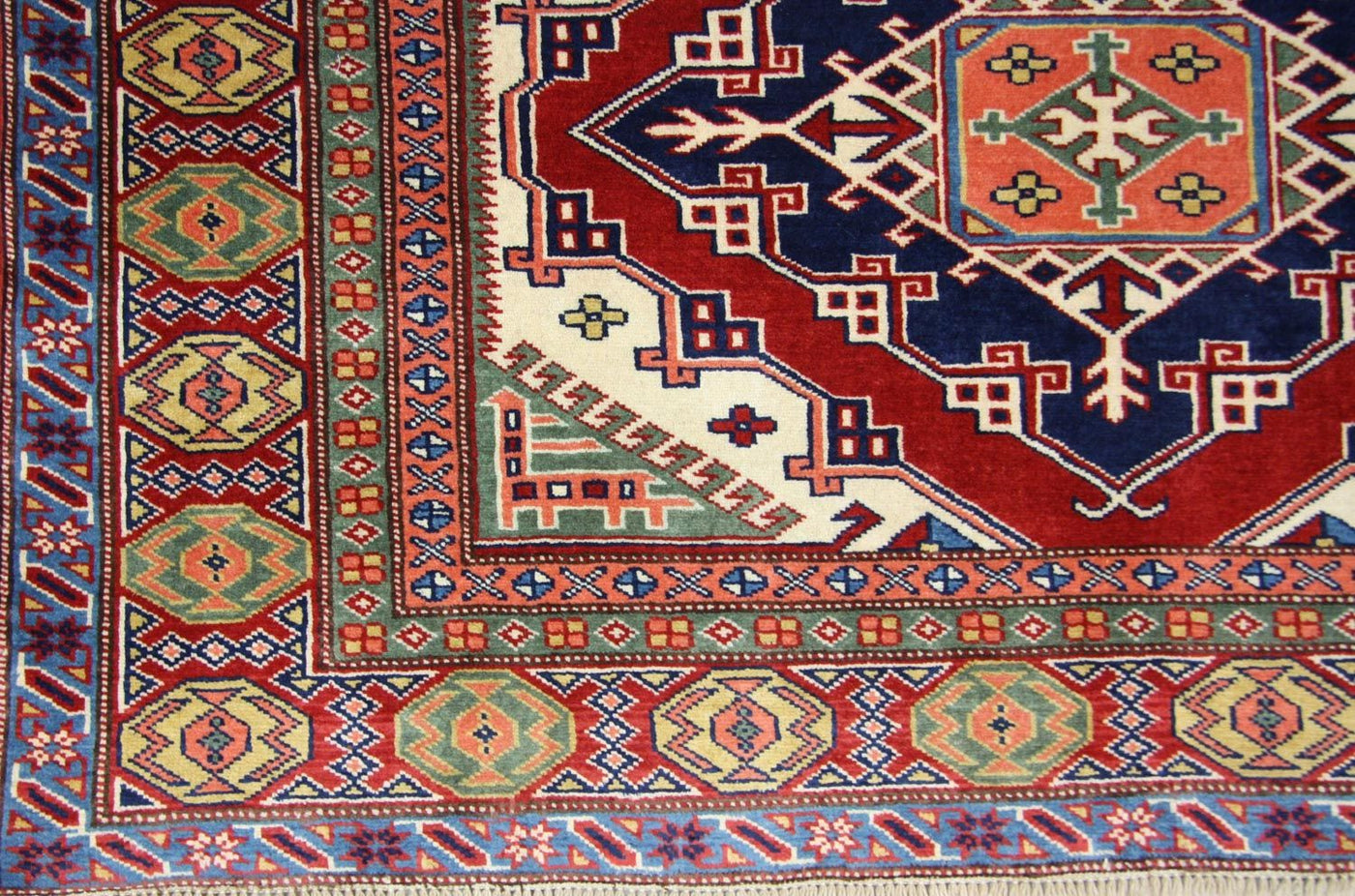 Kazak Tapijt 177x126cm - Oosters Tapijt