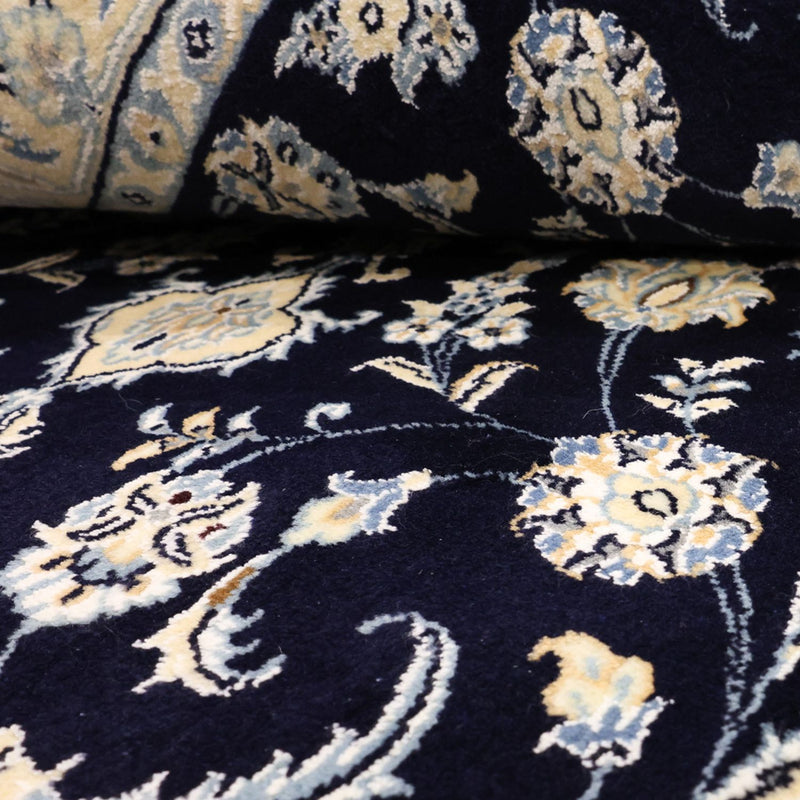 Perzisch tapijt - Nain - Koninklijk - 136 x 86 cm - donkerblauw