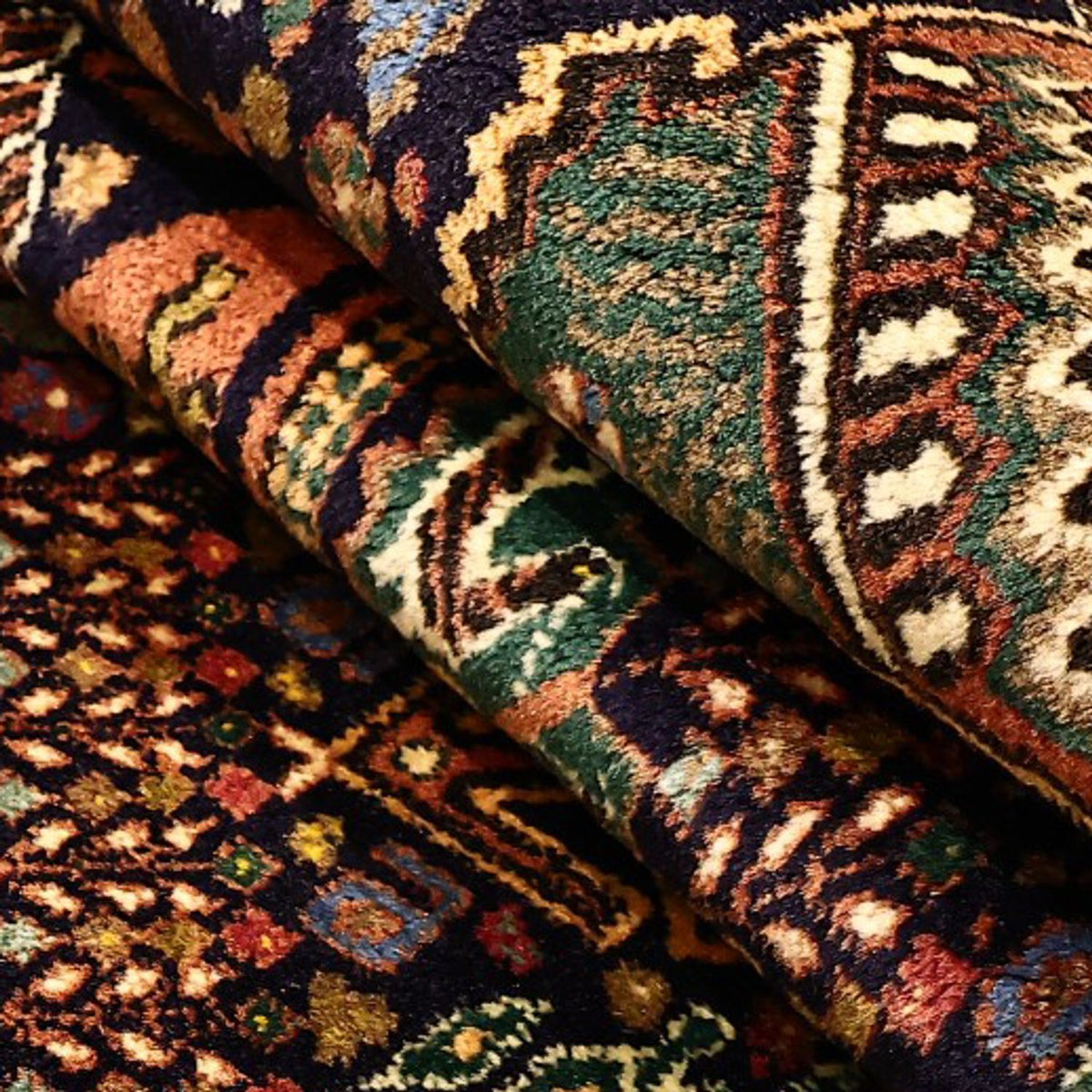 Perzisch Tapijt - Nomadisch - 191 x 133 cm - veelkleurig