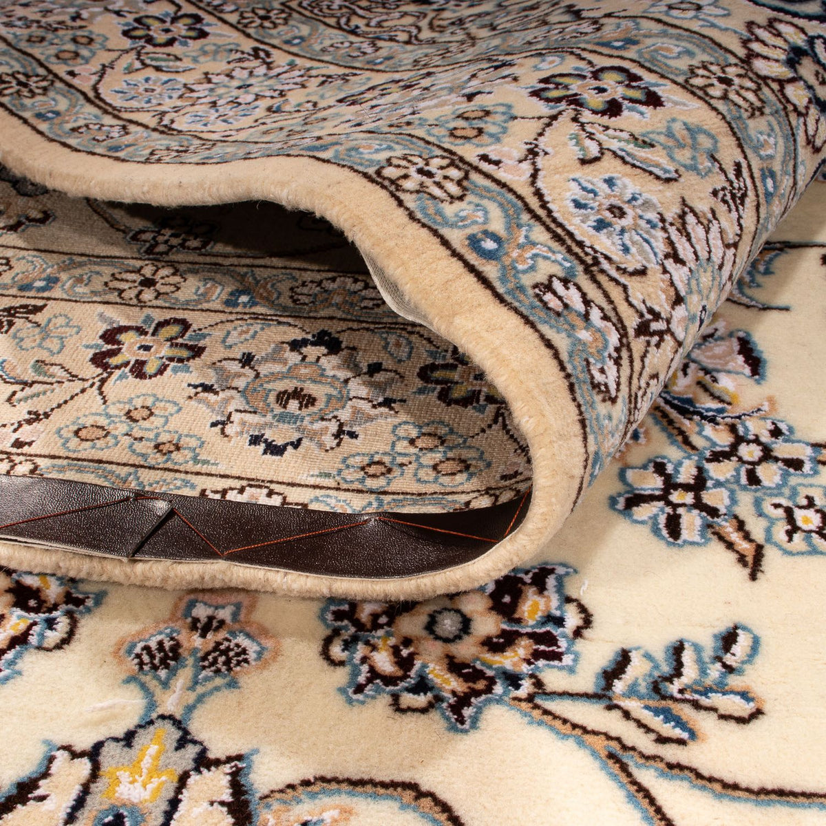 Perzisch tapijt - Nain - Koninklijk - 212 x 137 cm - beige