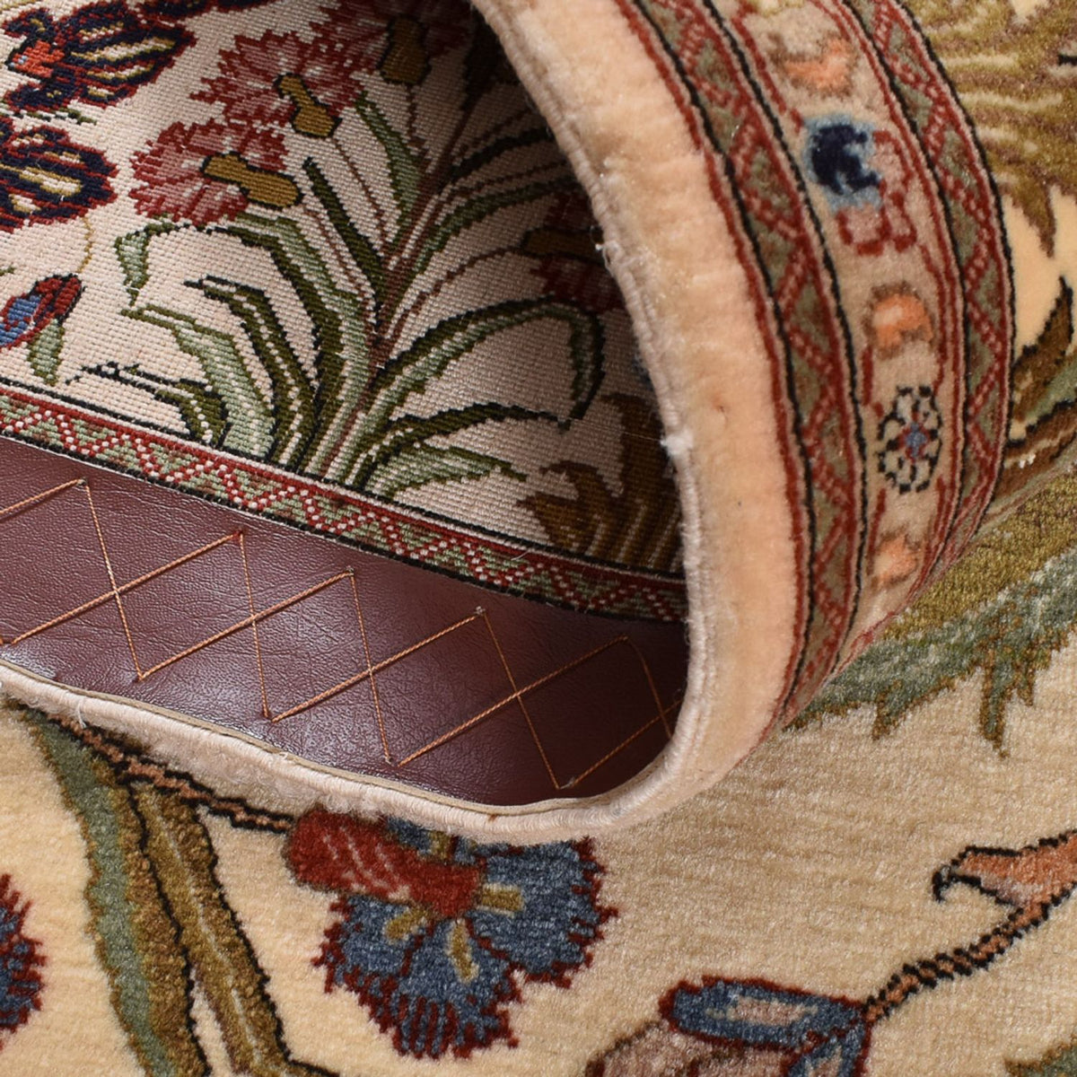 Perzisch tapijt - Ghom - Koninklijk - 202 x 136 cm - licht beige