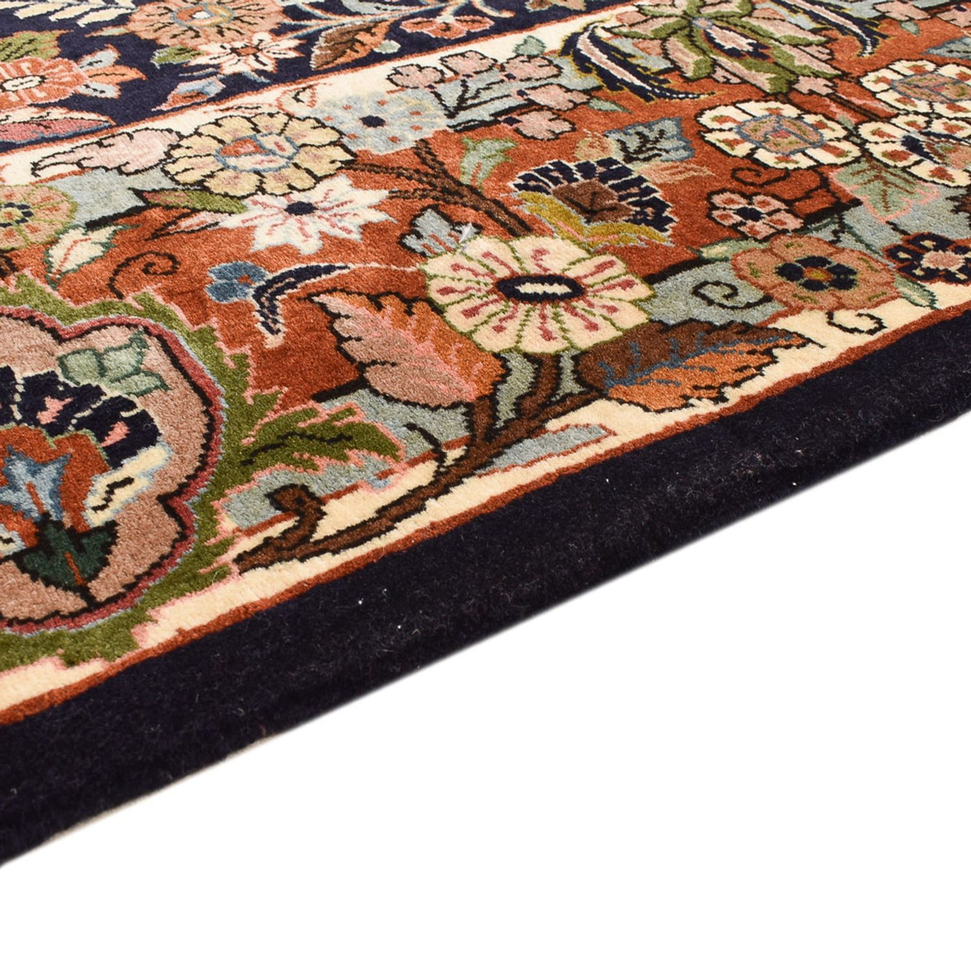 Bidjar Tapijt 242x179cm - Perzisch tapijt