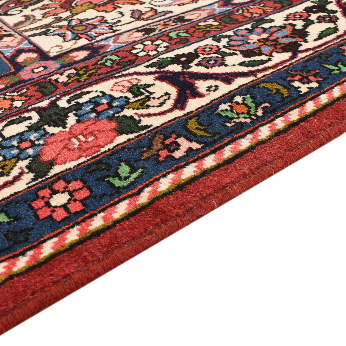 Bakhtiari Tapijt 137x203cm - Perzisch tapijt