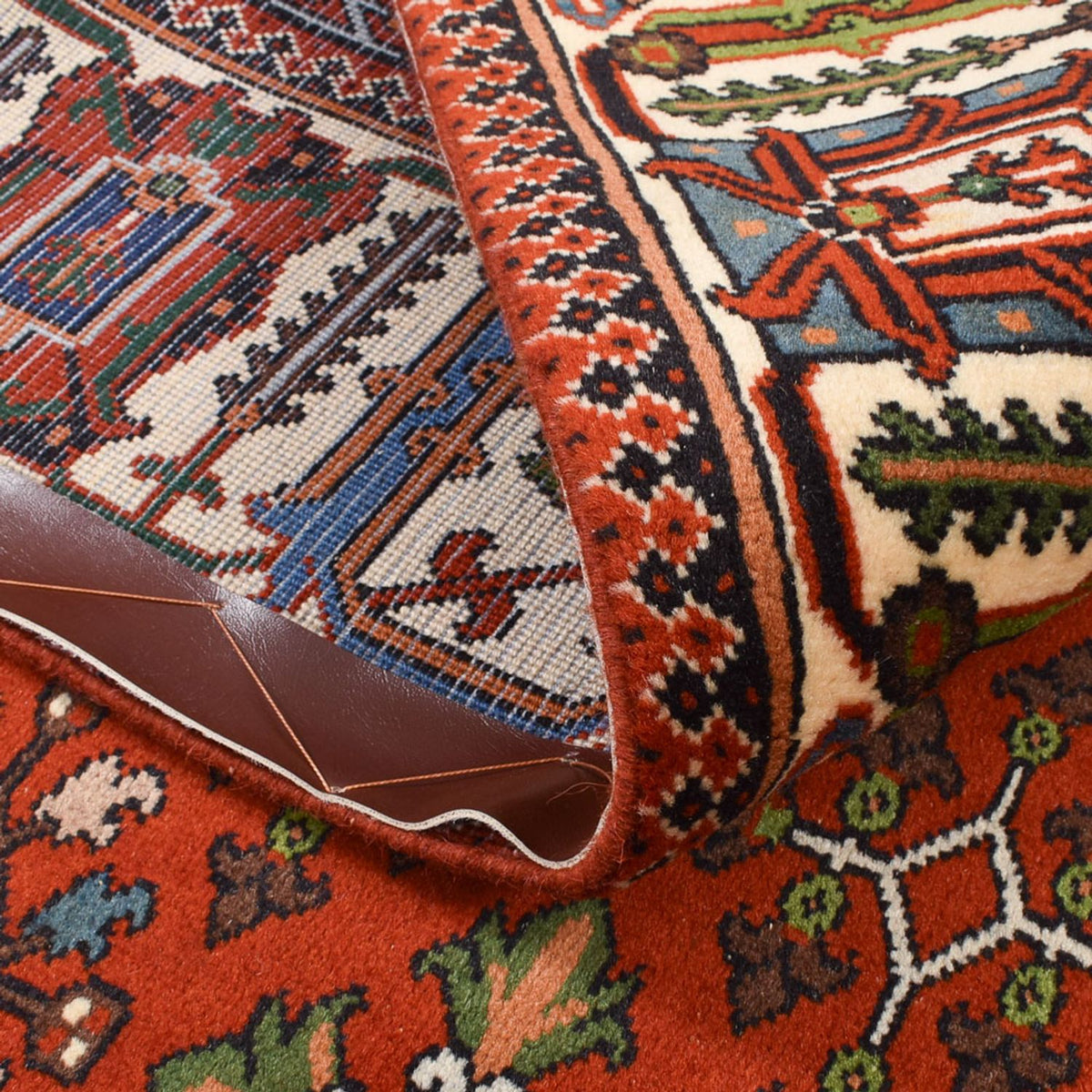 Perzisch Tapijt - Nomadisch - 218 x 135 cm - licht rood