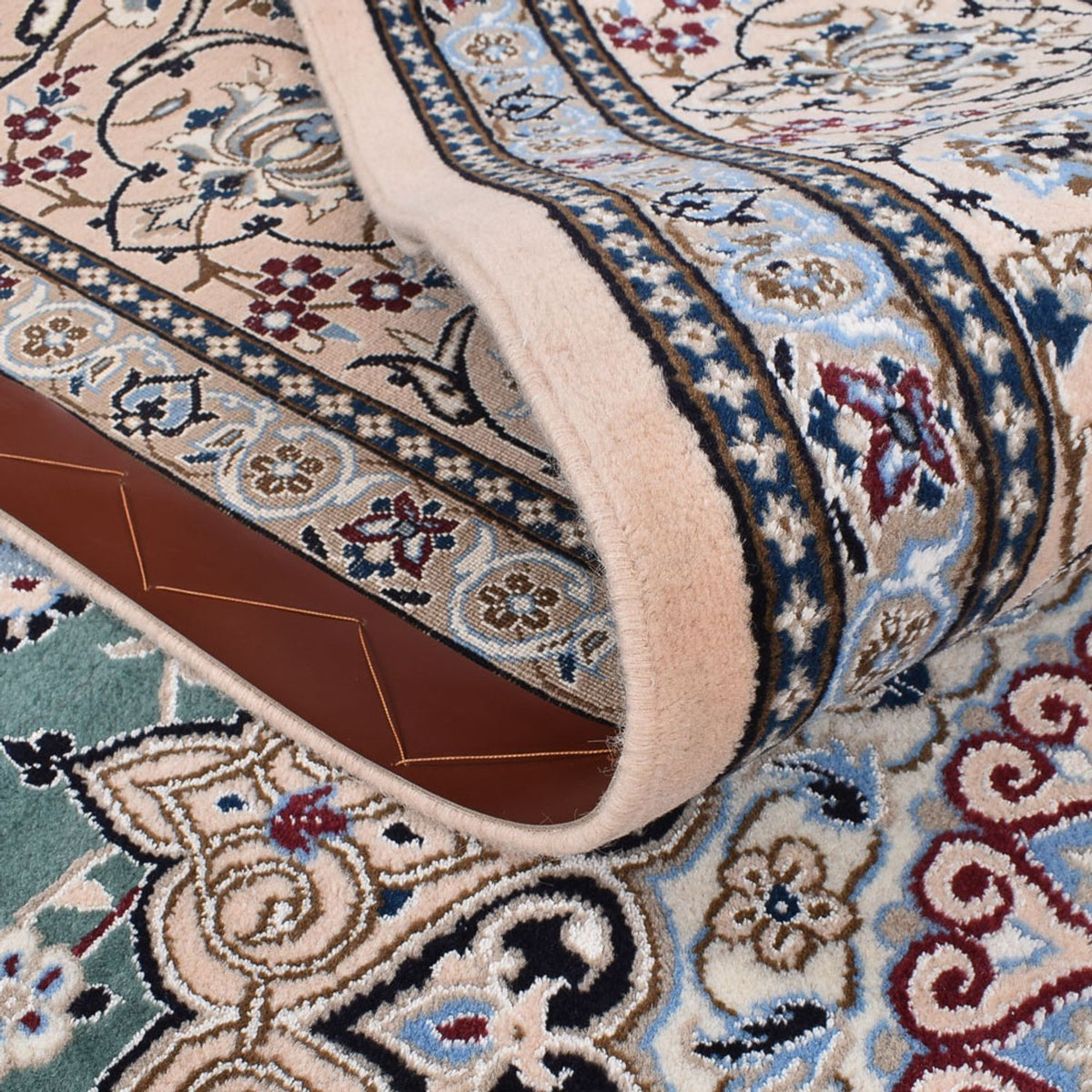 Perzisch tapijt - Nain - Koninklijk - 353 x 242 cm - lichtgroen