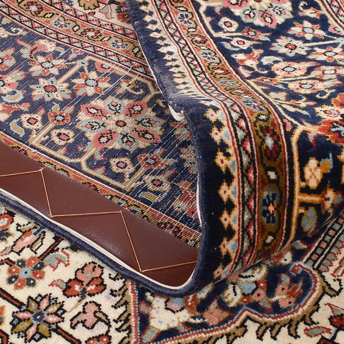 Perzisch tapijt - Ghom - 220 x 136 cm - roest