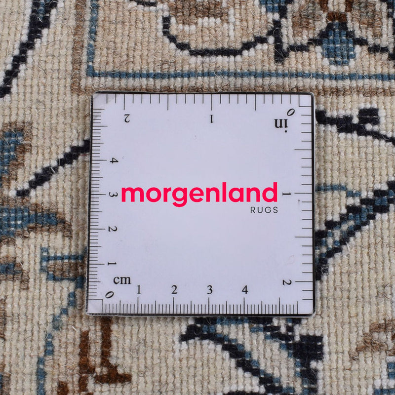 Perzisch tapijt - Nain - 297 x 194 cm - beige