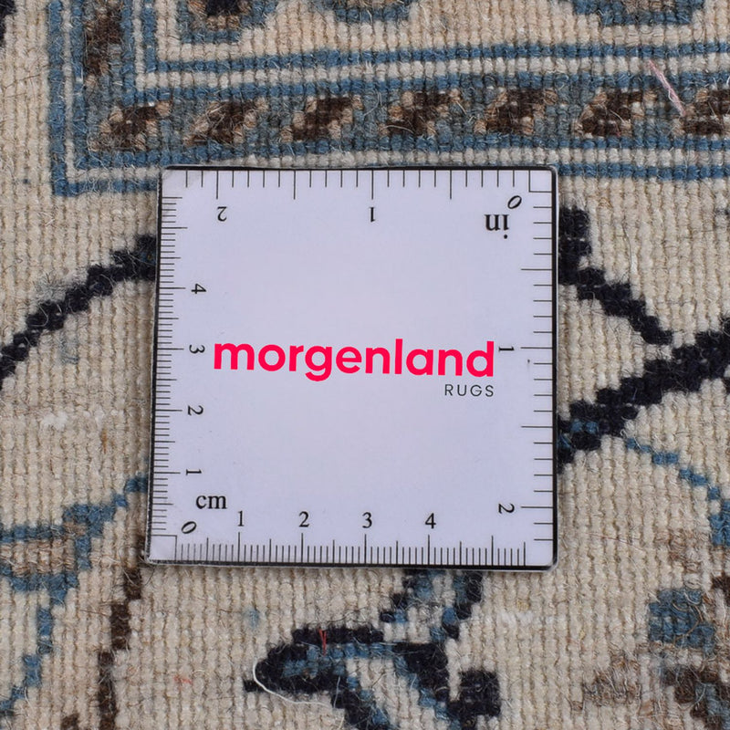 Perzisch tapijt - Nain - 295 x 194 cm - beige