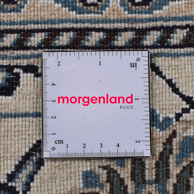 Perzisch tapijt - Nain - 295 x 196 cm - beige