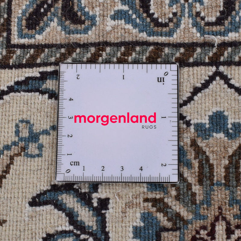 Perzisch tapijt - Nain - 296 x 193 cm - beige