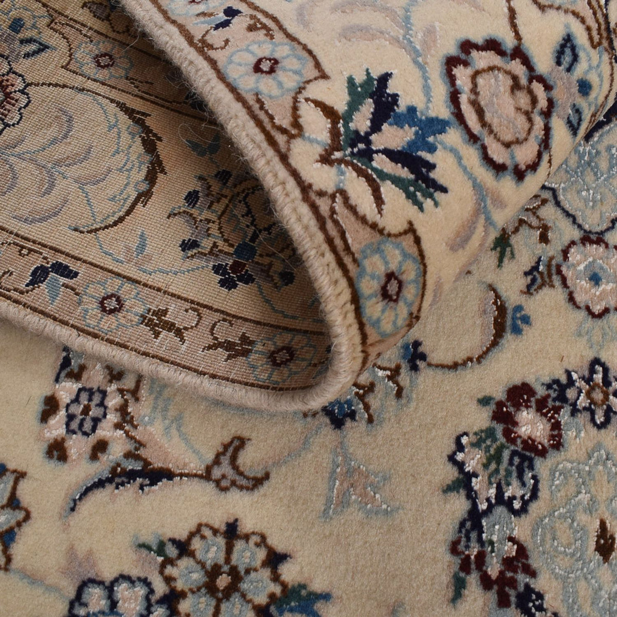 Perzisch tapijt - Nain - Koninklijk - 204 x 126 cm - beige