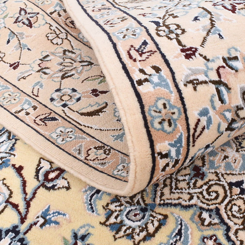 Perzisch tapijt - Nain - Koninklijk - 210 x 132 cm - beige