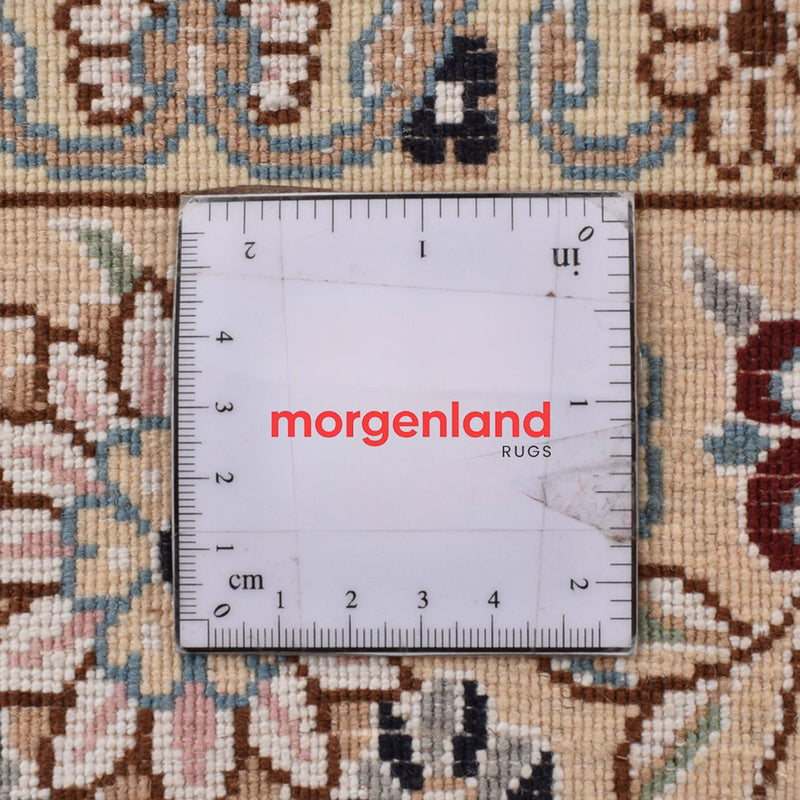 Perzisch tapijt - Nain - Koninklijk - 207 x 127 cm - beige