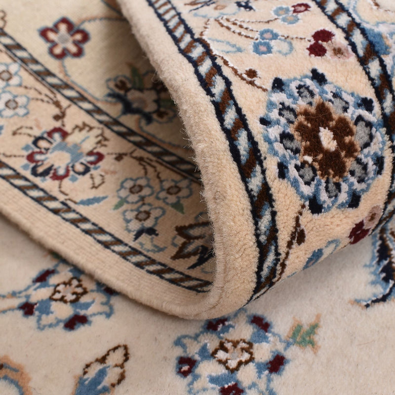 Perzisch tapijt - Nain - Koninklijk - 108 x 71 cm - lichtgrijs