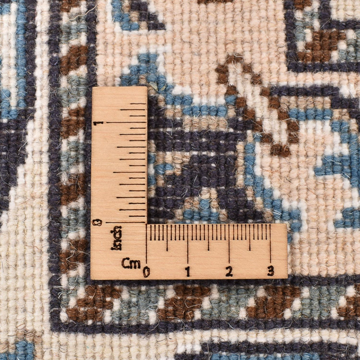 Perzisch tapijt - Nain - 239 x 170 cm - licht beige