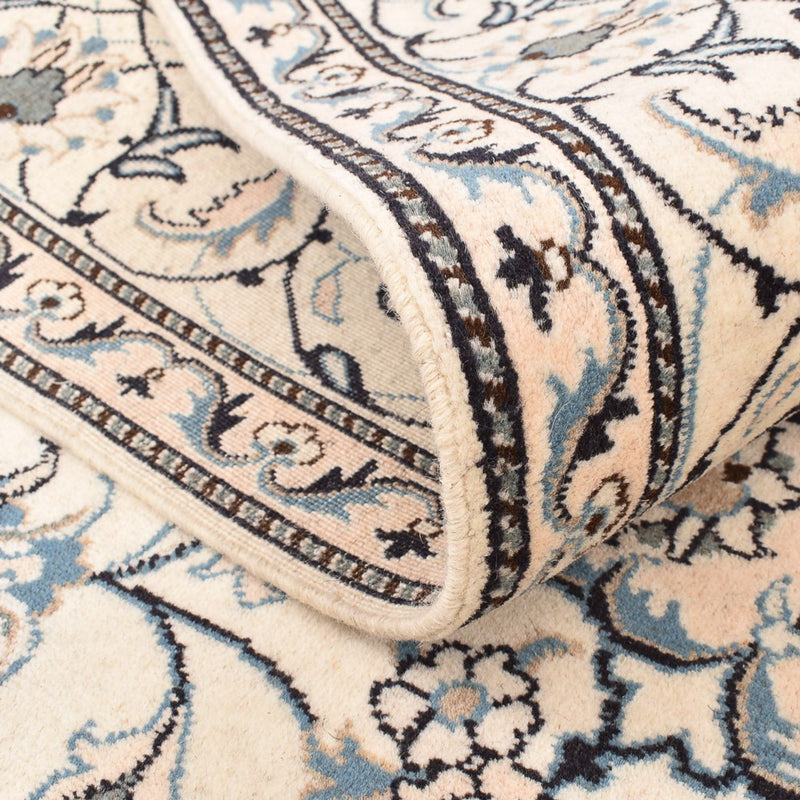 Perzisch tapijt - Nain - 237 x 167 cm - licht beige