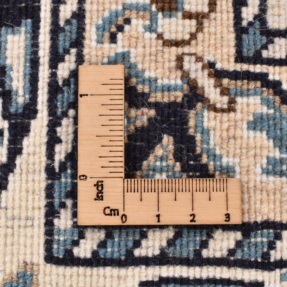 Perzisch tapijt - Nain - 236 x 164 cm - licht beige