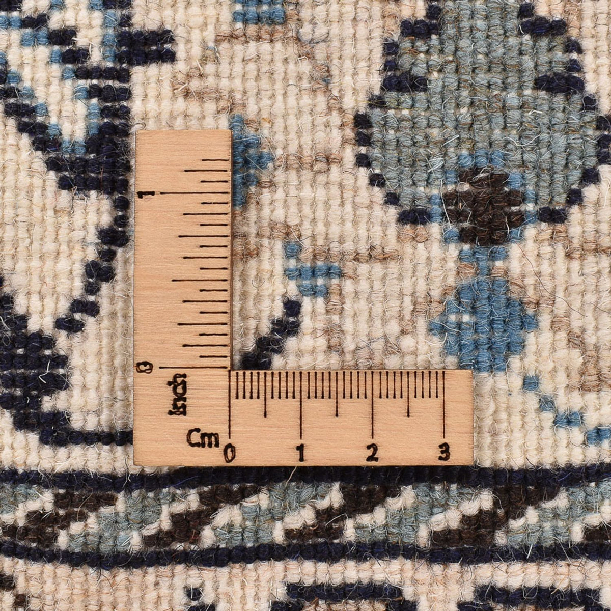 Perzisch tapijt - Nain - 240 x 168 cm - licht beige