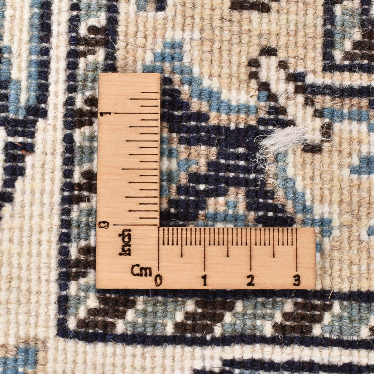 Perzisch tapijt - Nain - 239 x 171 cm - licht beige