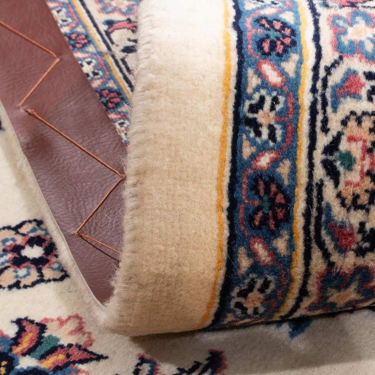 Perzisch tapijt - Klassiek - 250 x 197 cm - beige