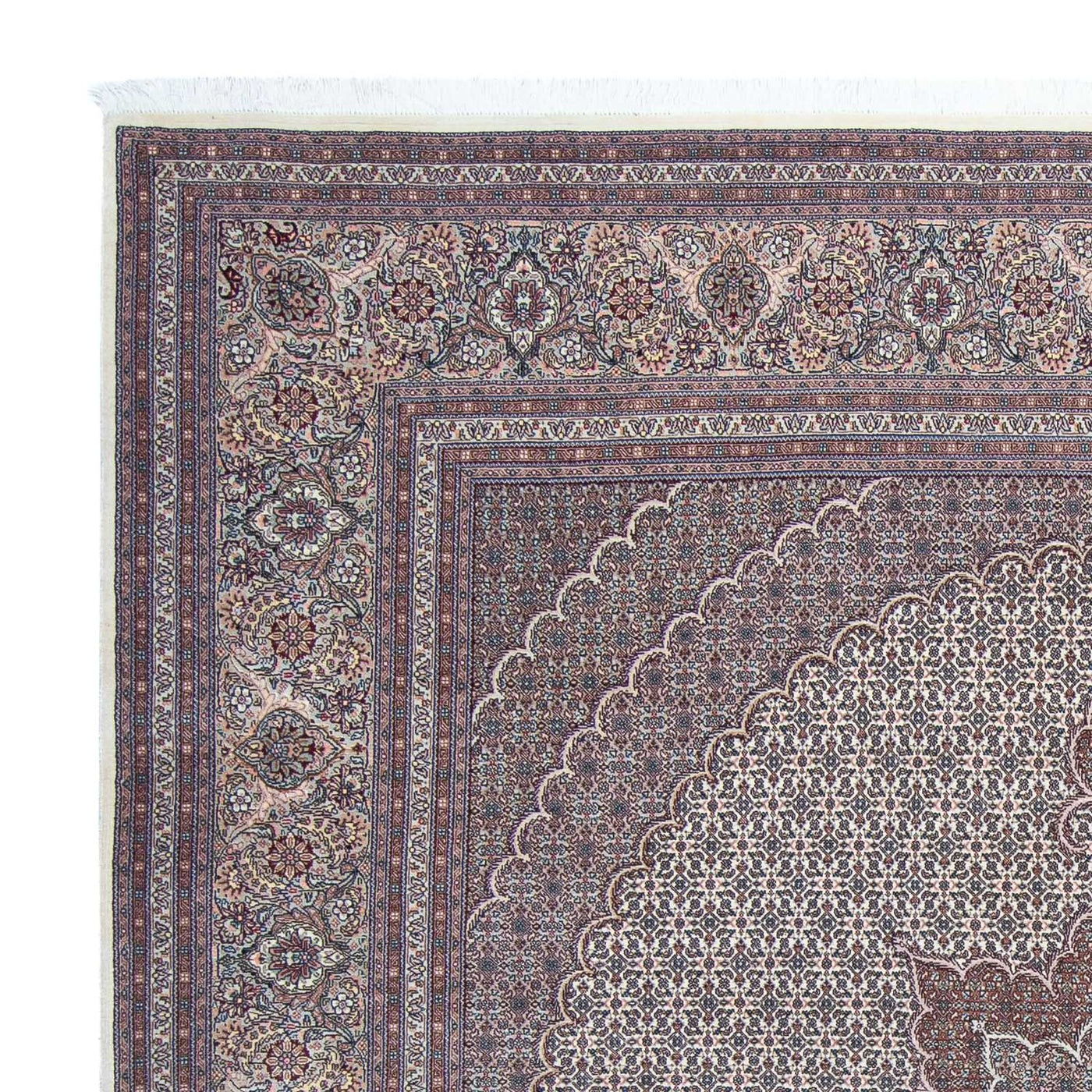 Tabriz Tapijt 258x252cm - Perzisch tapijt