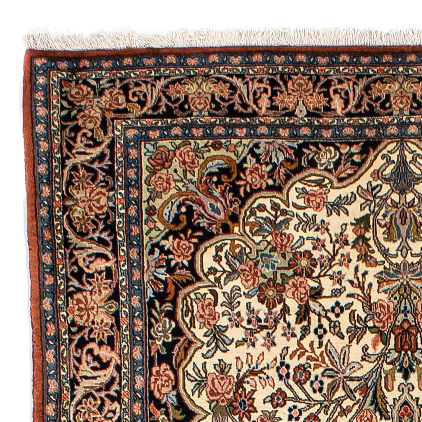 Bidjar Tapijt 232x137cm - Perzisch tapijt