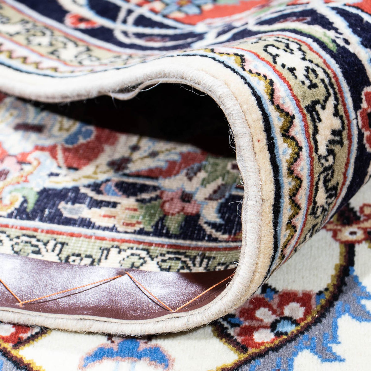 Perzisch tapijt - Ghom - 253 x 180 cm - beige