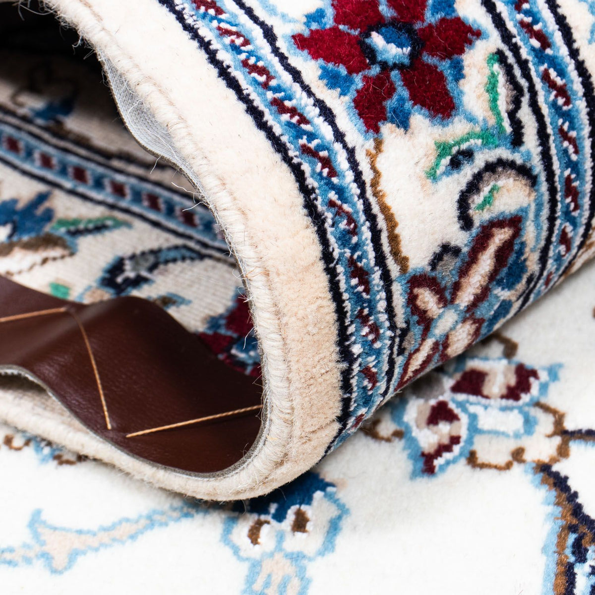 Perzisch tapijt - Nain - Koninklijk - 288 x 200 cm - beige