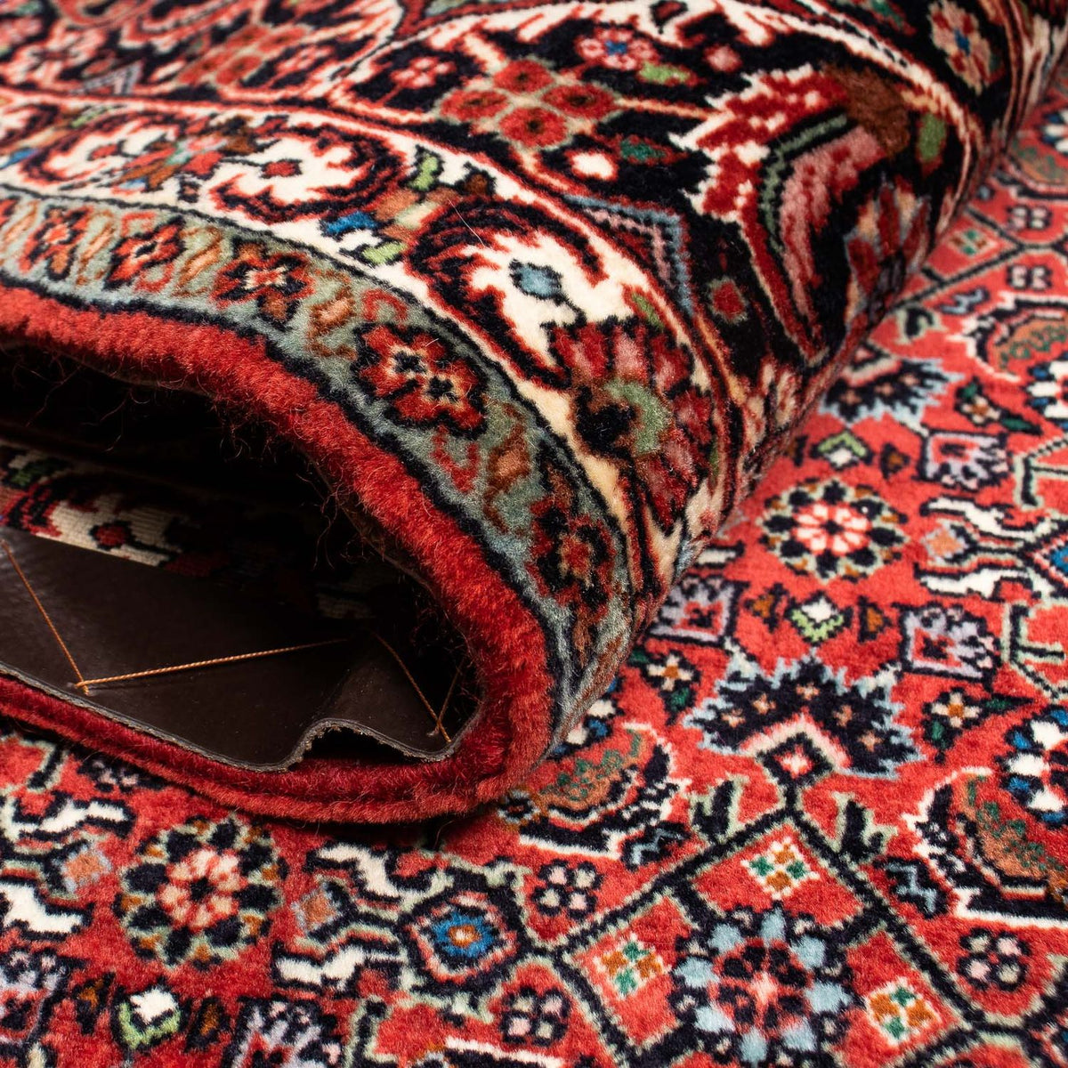 Perzisch tapijt - Bijar - 237 x 200 cm - donkerrood