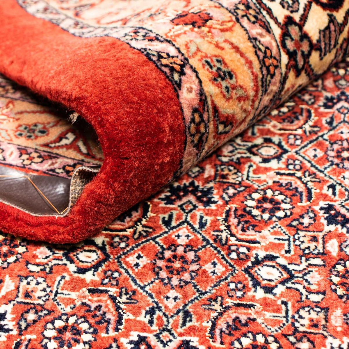 Perzisch tapijt - Bijar - 384 x 300 cm - donkerrood