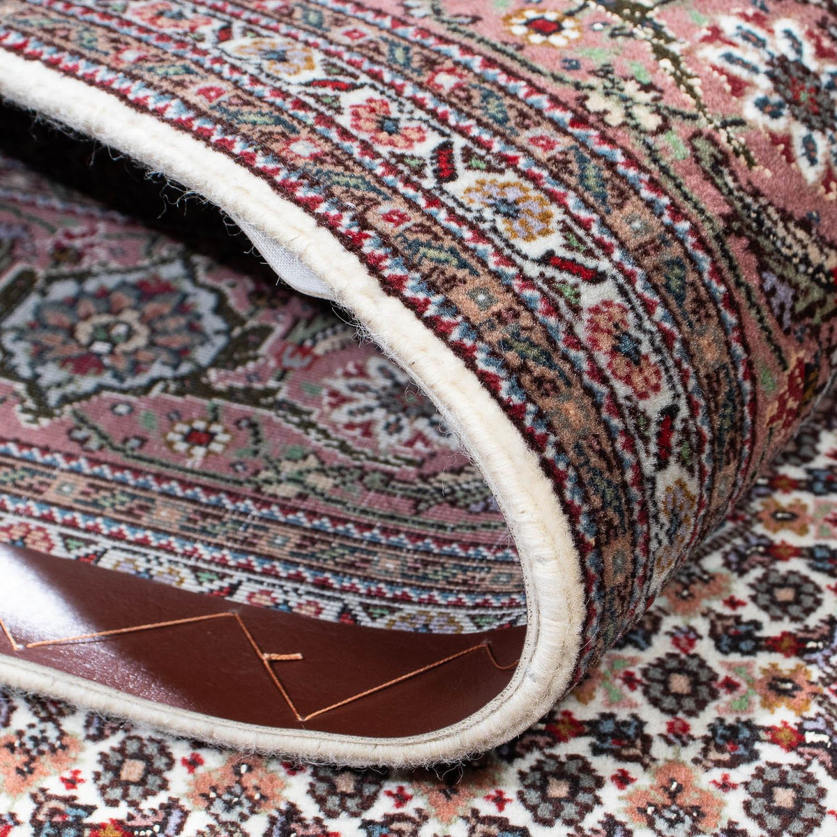 Perzisch tapijt - Tabriz - 212 x 153 cm - lichtbruin