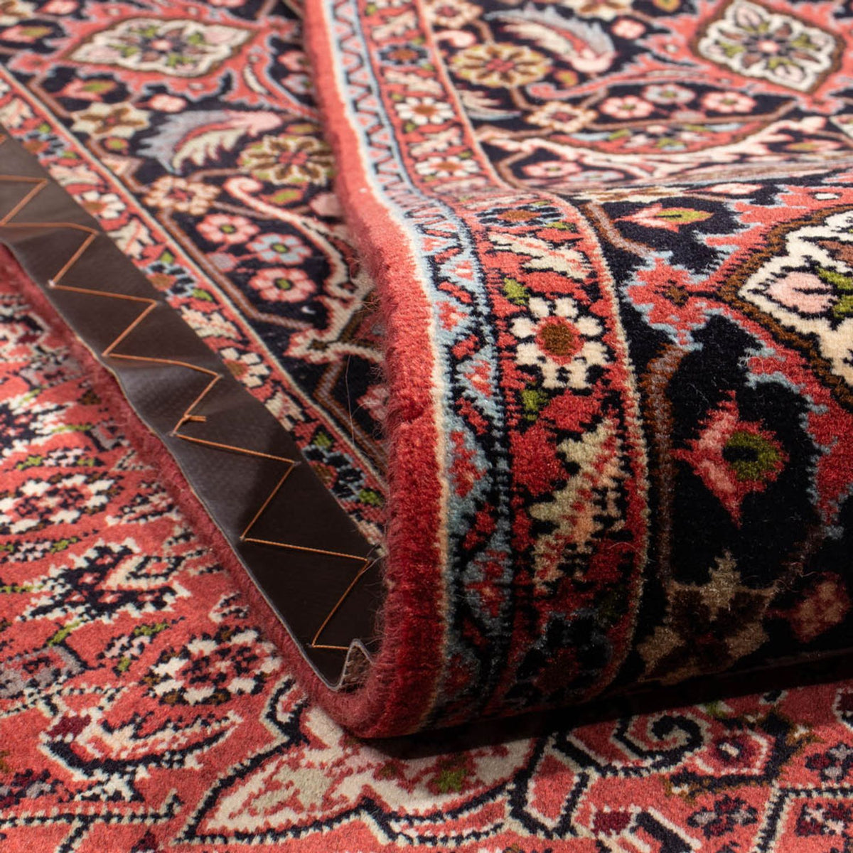 Perzisch tapijt - Bijar - 343 x 250 cm - donkerrood