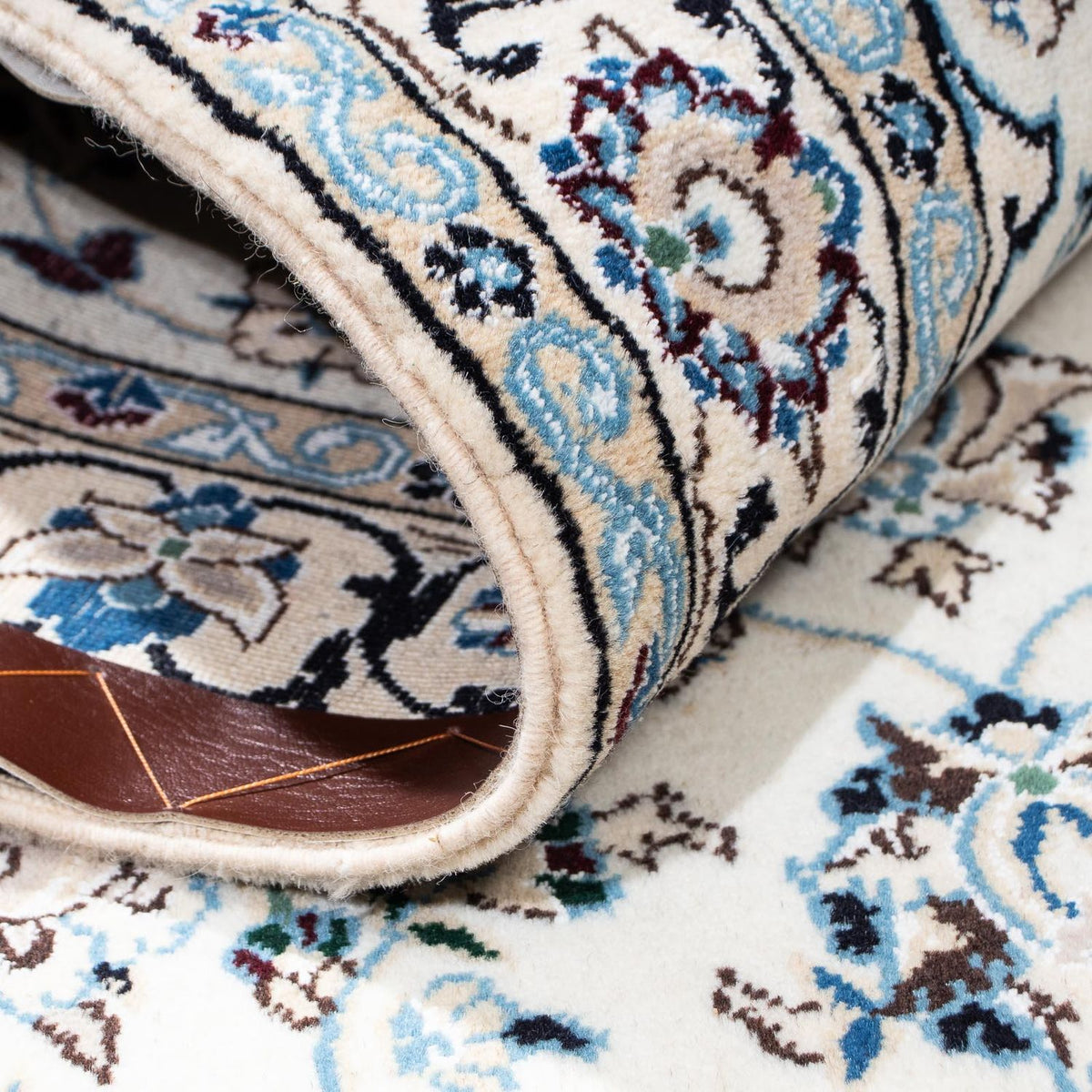 Perzisch tapijt - Nain - Koninklijk - 176 x 113 cm - beige