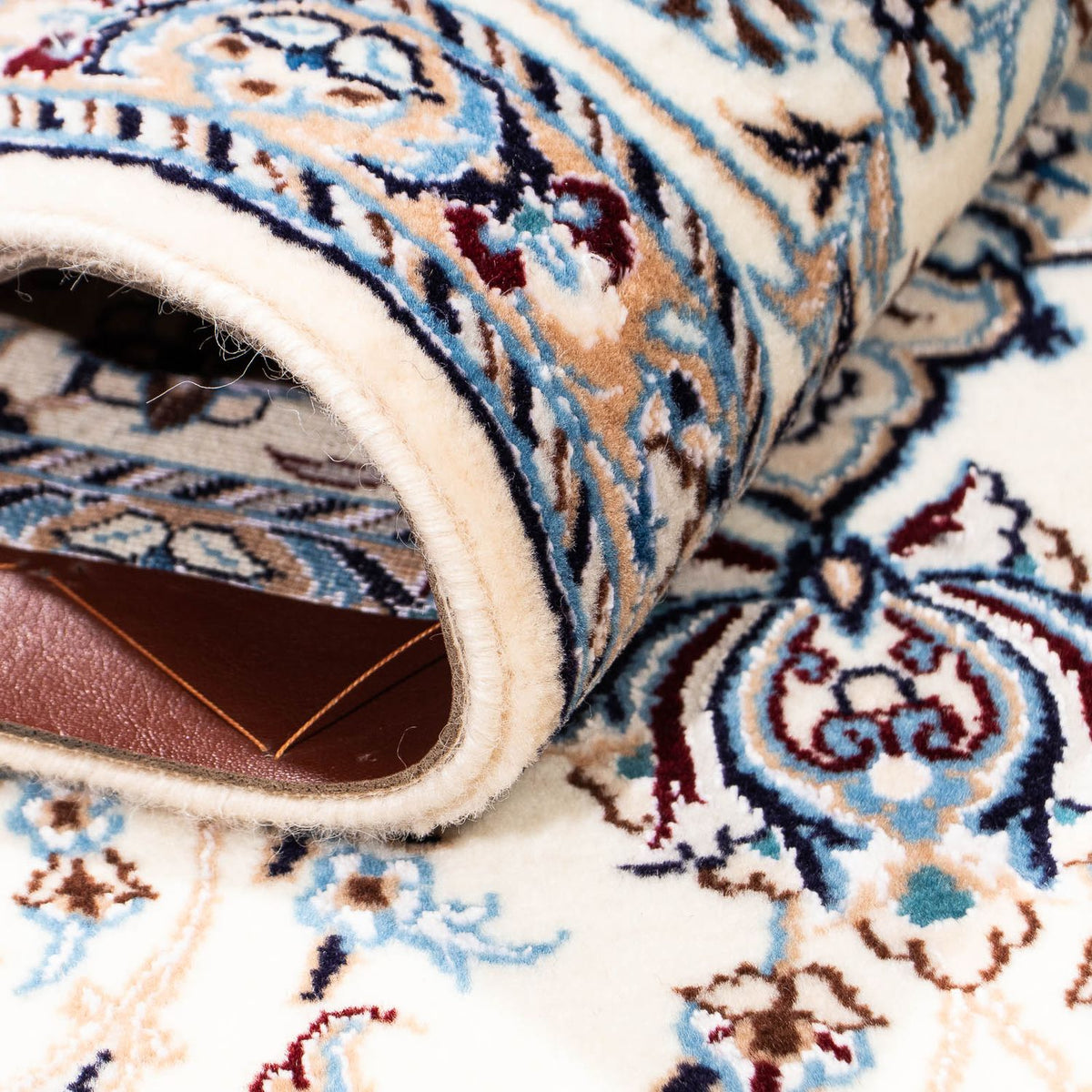 Perzisch tapijt - Nain - Premium - 206 x 131 cm - beige