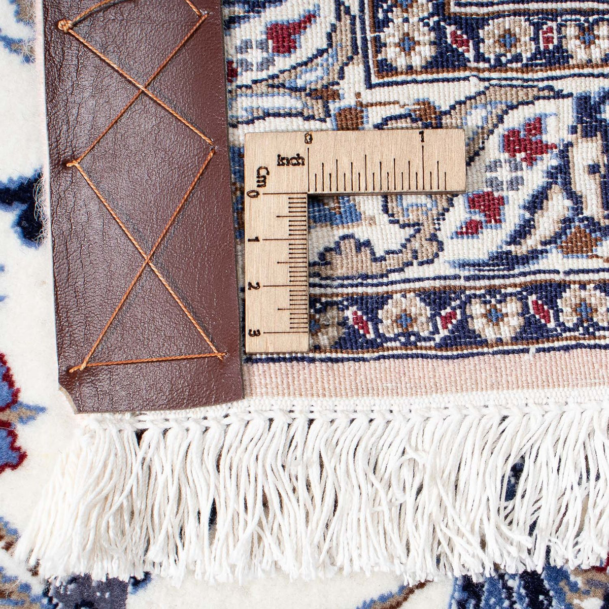 Perzisch tapijt - Nain - Premium - 307 x 214 cm - beige