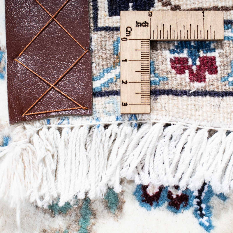 Perzisch tapijt - Nain - Koninklijk - 182 x 114 cm - beige