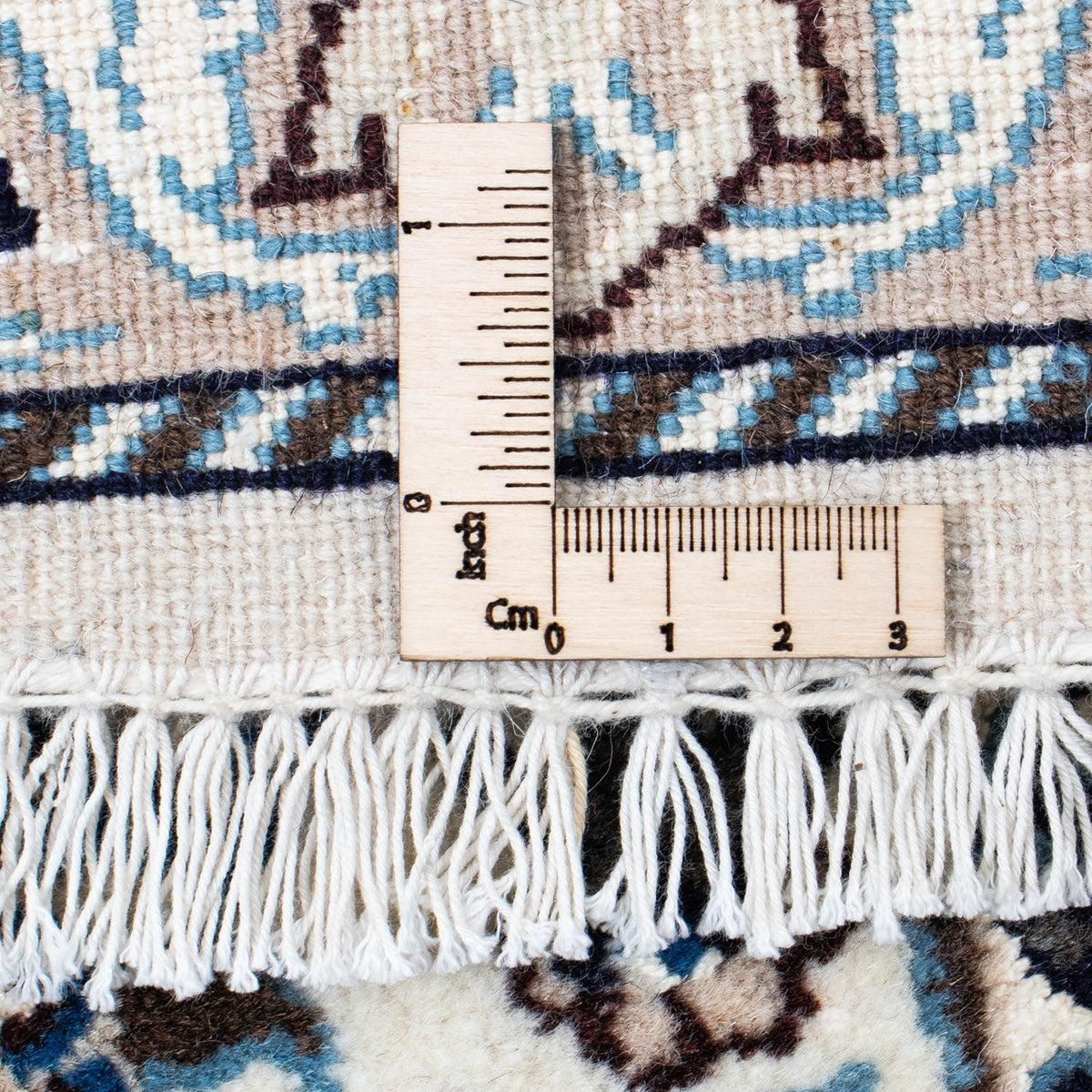 Perzisch tapijt - Nain - 283 x 200 cm - beige