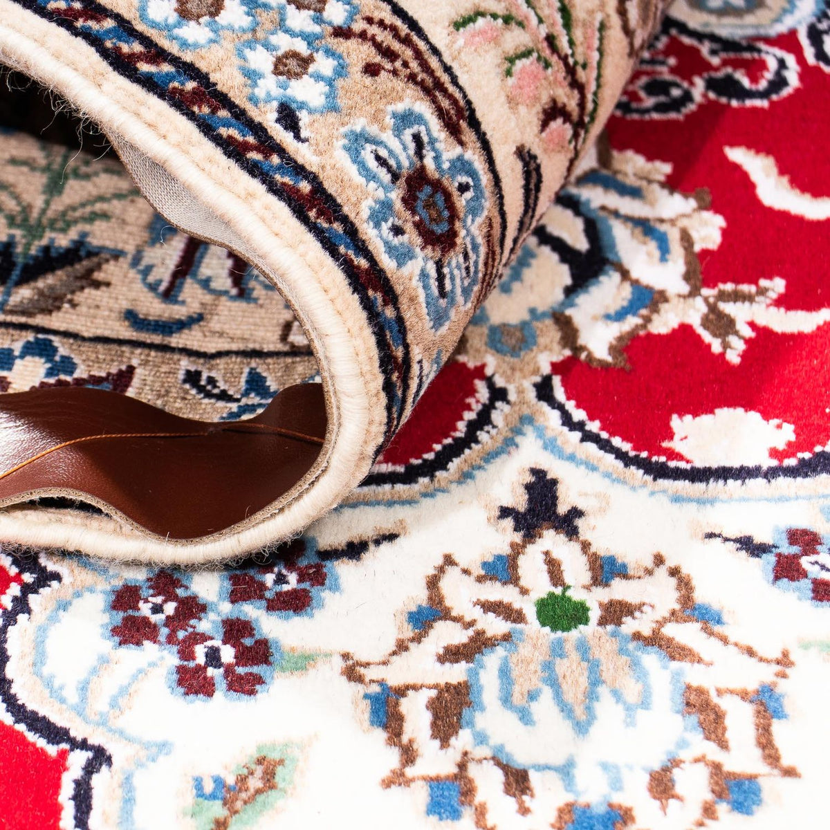 Perzisch tapijt - Nain - Koninklijk - 240 x 165 cm - donkerrood