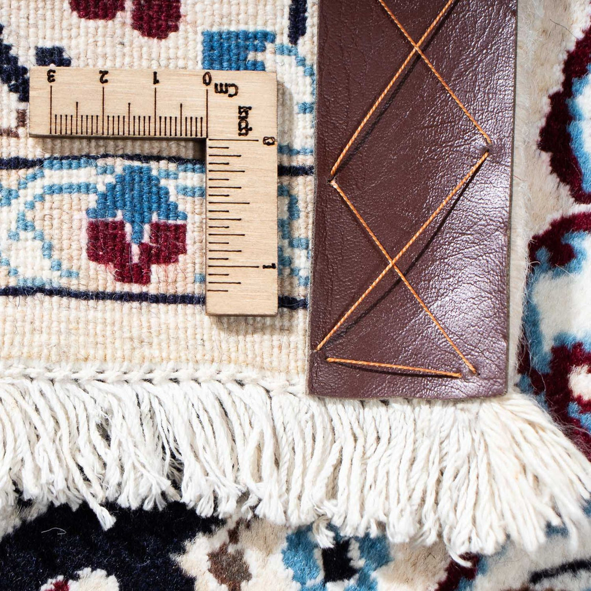 Perzisch tapijt - Nain - 165 x 108 cm - beige