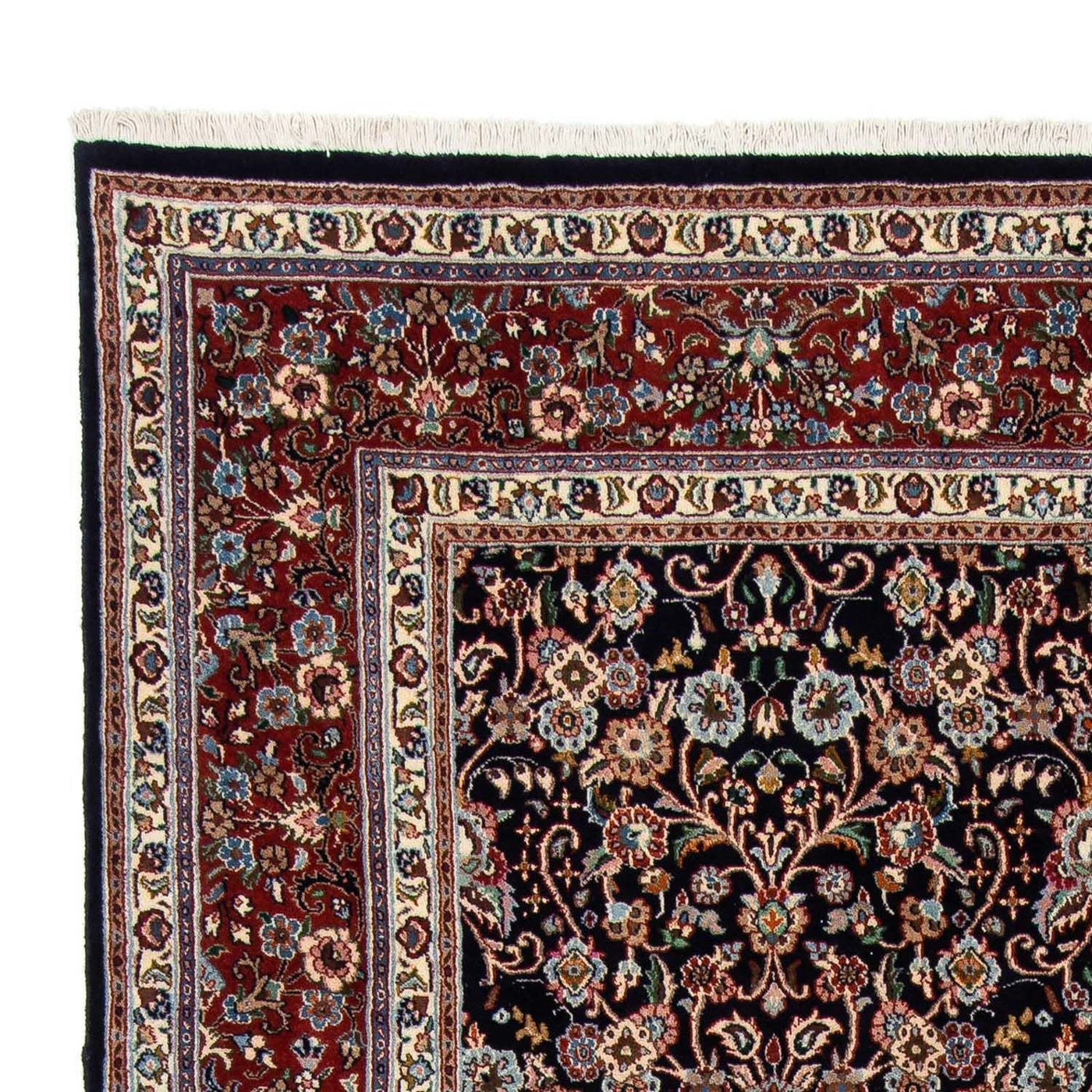 Moud Tapijt 235x178cm - Perzisch tapijt