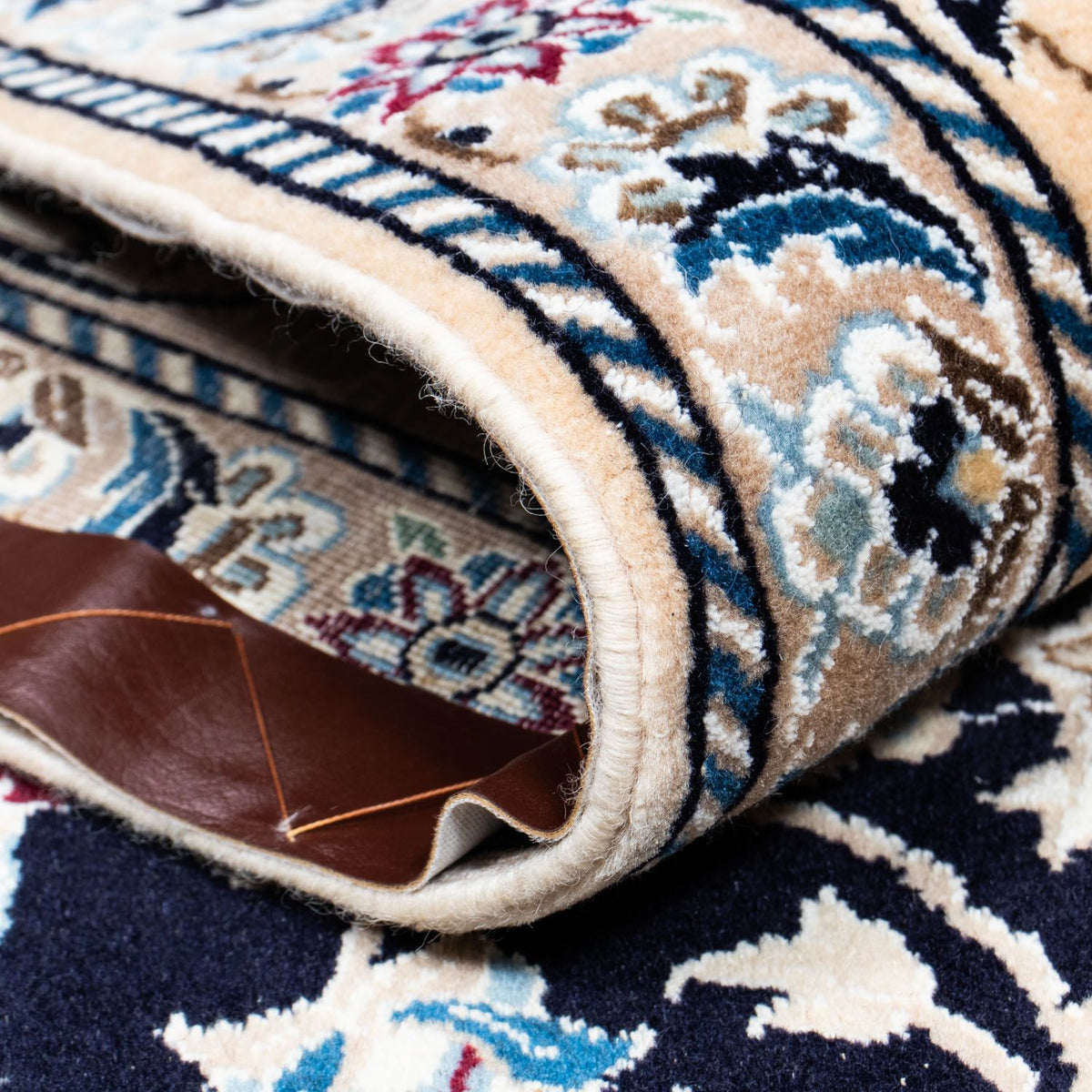 Perzisch tapijt - Nain - Premium - 317 x 193 cm - zwart