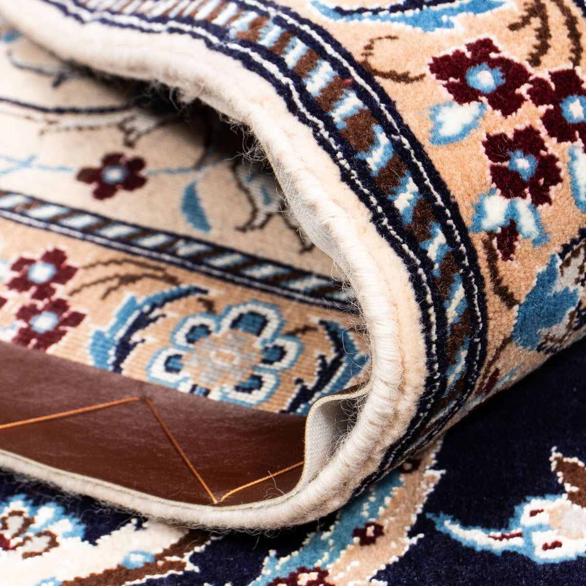 Perzisch tapijt - Nain - Koninklijk - 302 x 203 cm - zwart