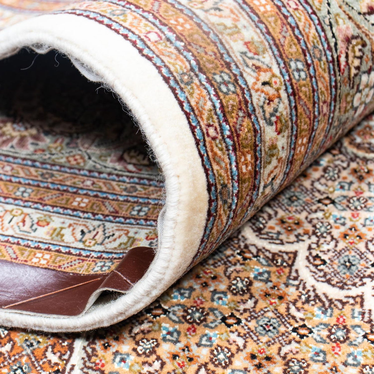 Perzisch tapijt - Tabriz - 363 x 250 cm - lichtbruin