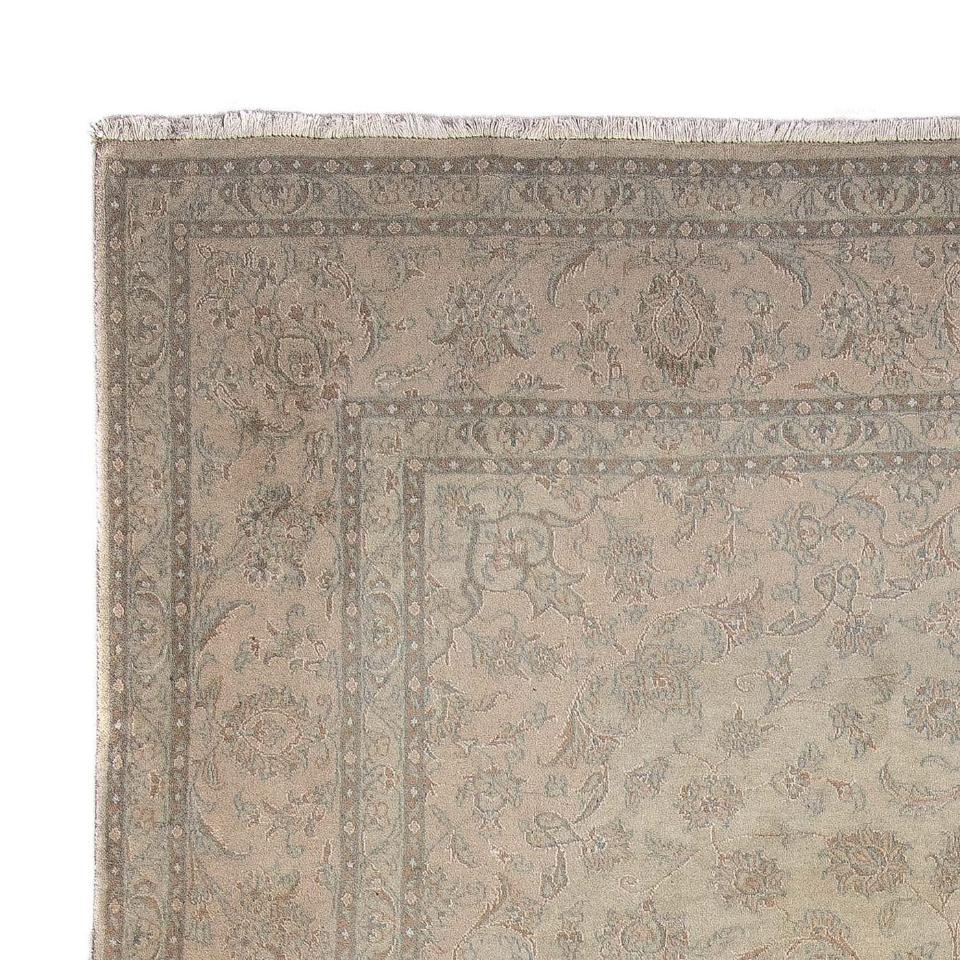 Nain Tapijt 338x252cm - Perzisch tapijt